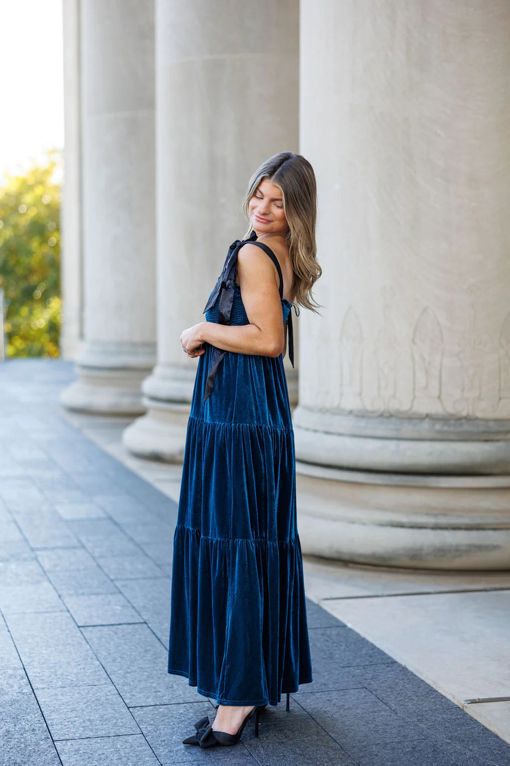 Shiloh Velvet Maxi Dress - Teal / Black