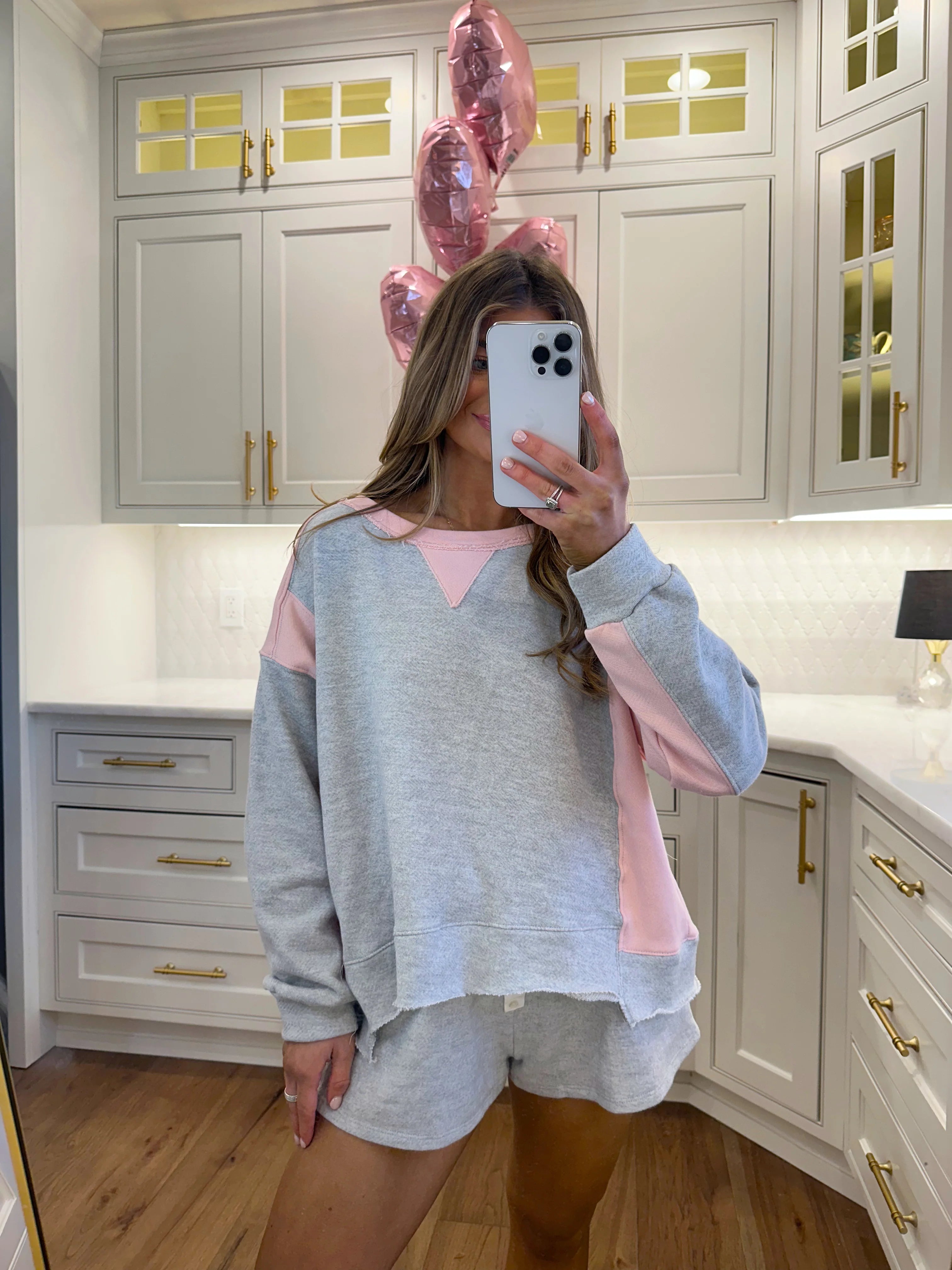 Gidget Contrast Color-Black Sweatshirt - Grey / Pink