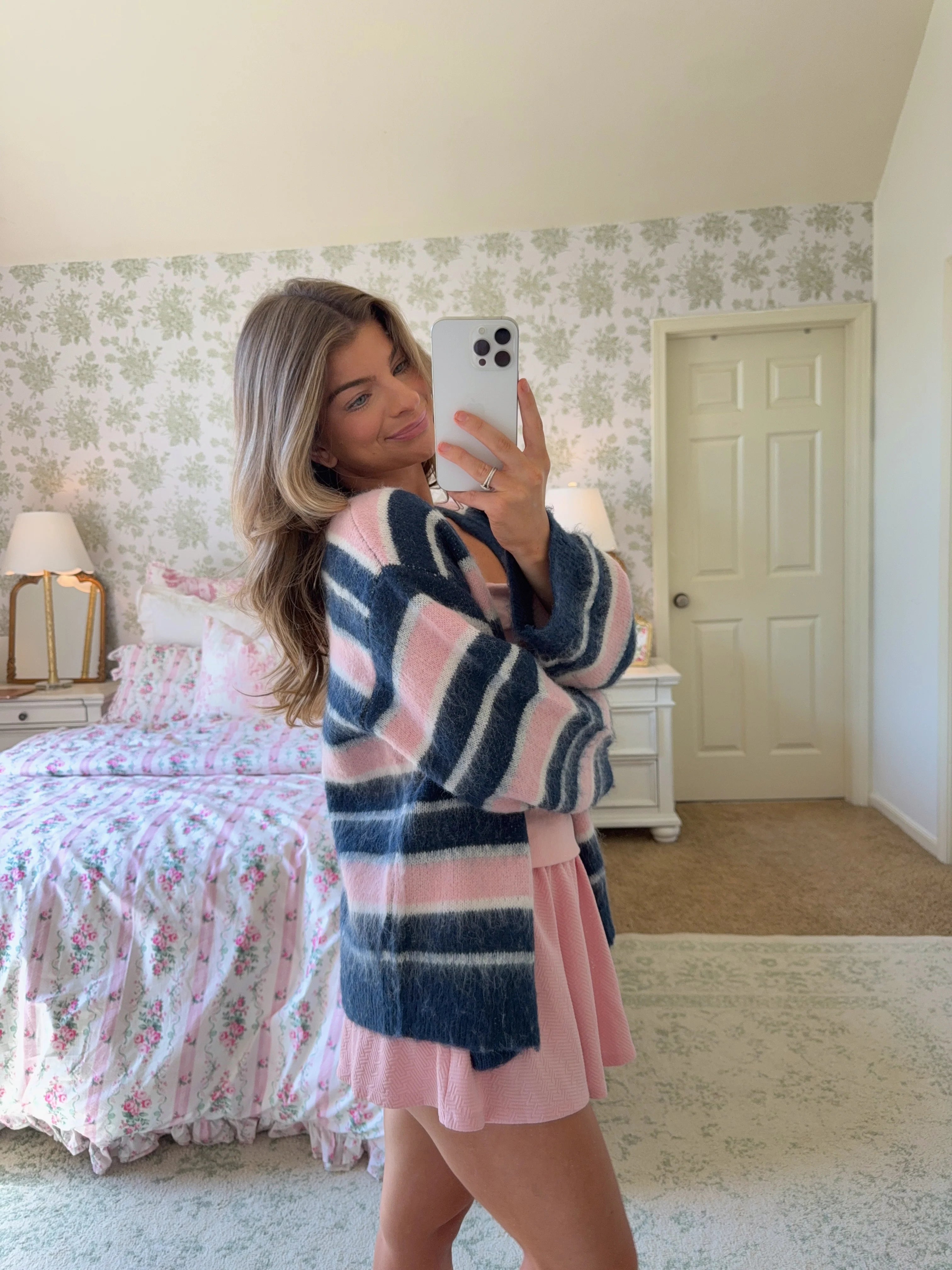 Townes Striped Cardigan - Navy / Pink