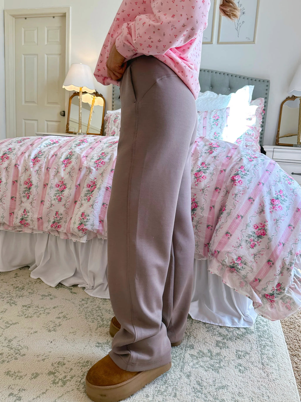 Do Not Disturb Scuba Pant - Mocha