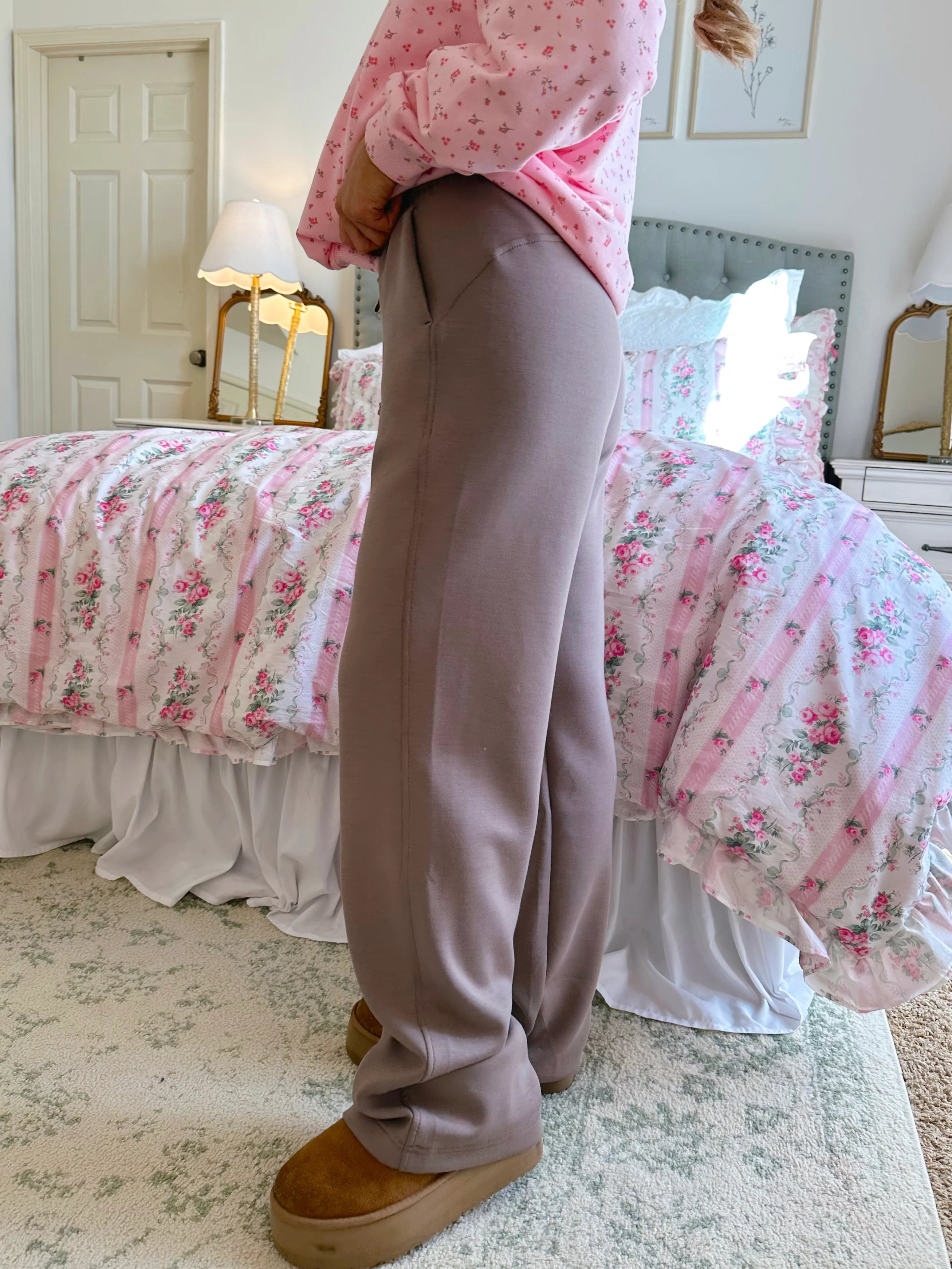 Do Not Disturb Scuba Pant - Mocha