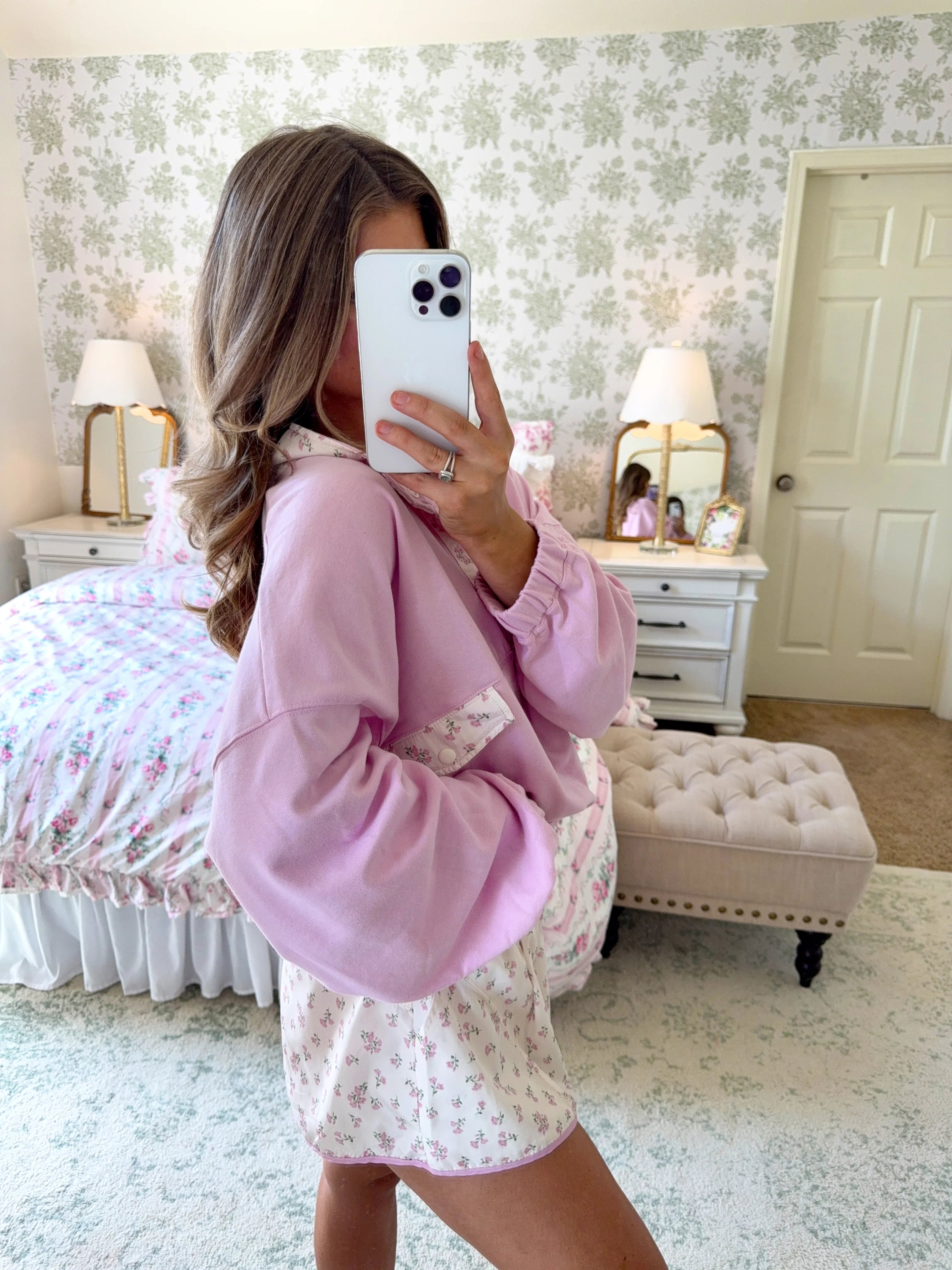 Magnolia Snap Button Pullover - Lilac / Cream