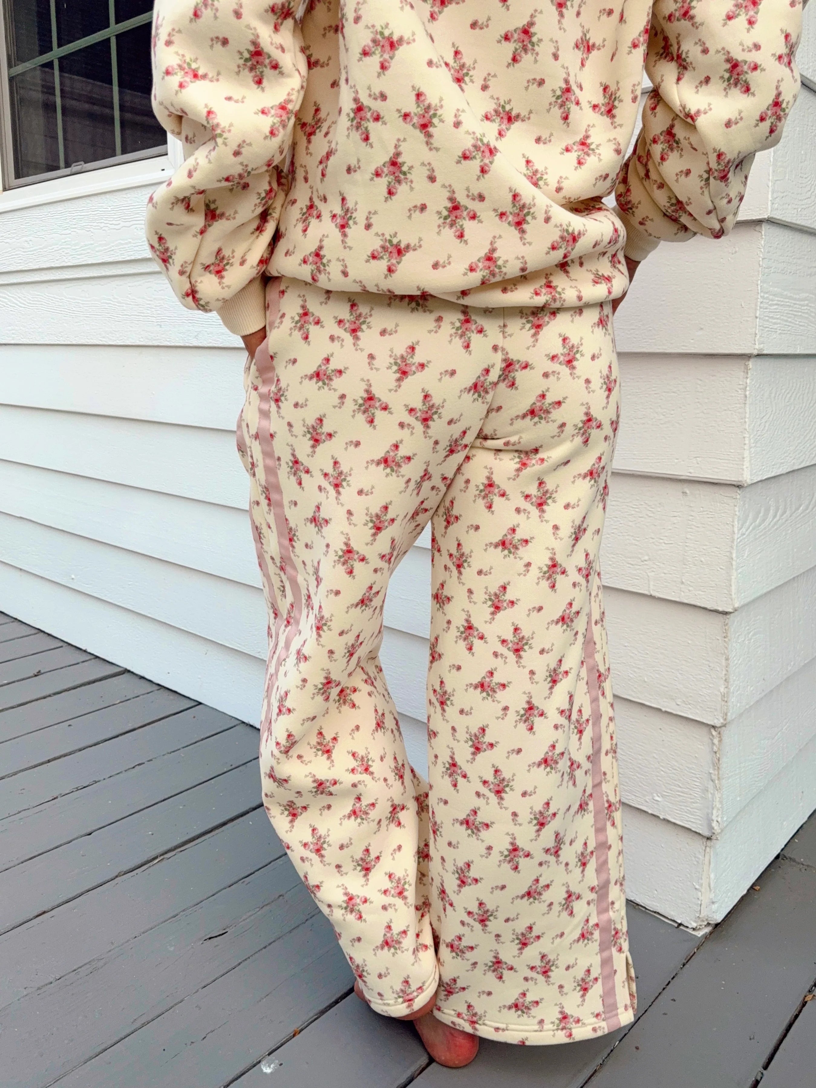 Ainsley Vintage Floral Sweatpant