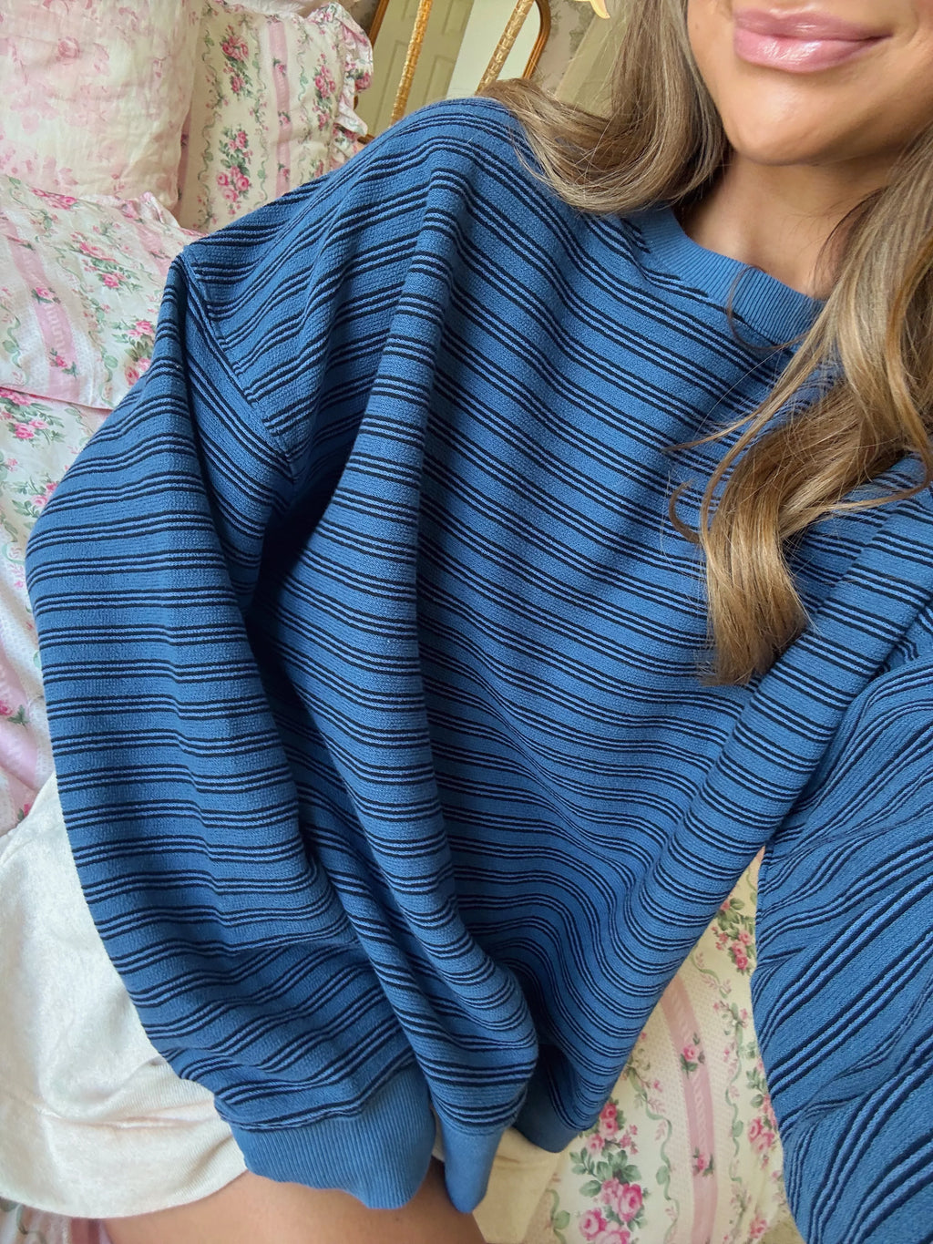 Pepper Striped Knit Pullover - Blue / Navy