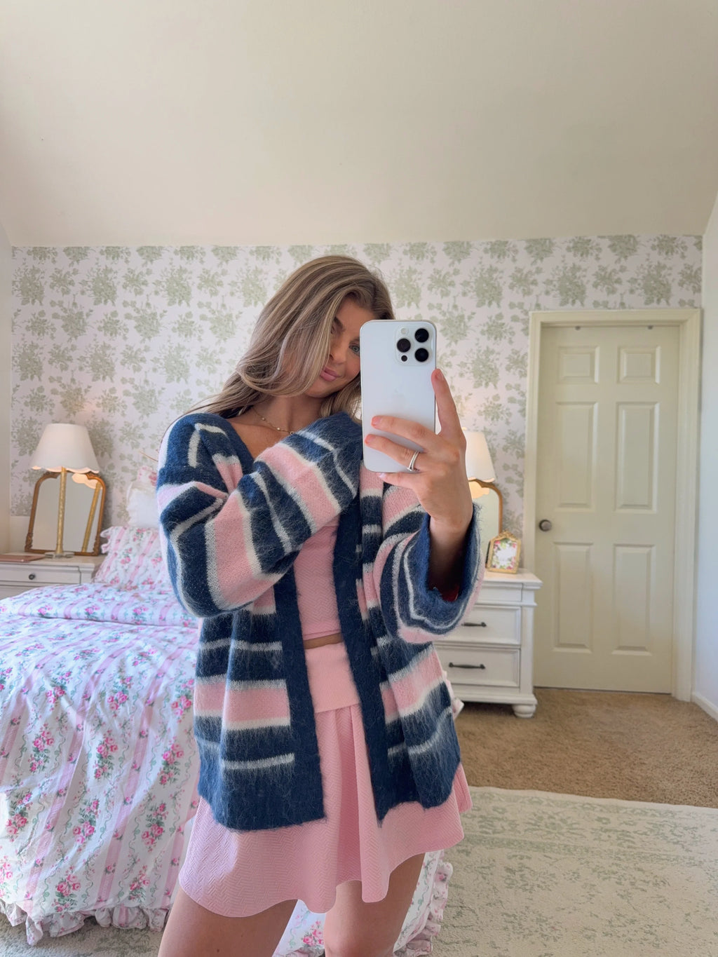 Townes Striped Cardigan - Navy / Pink