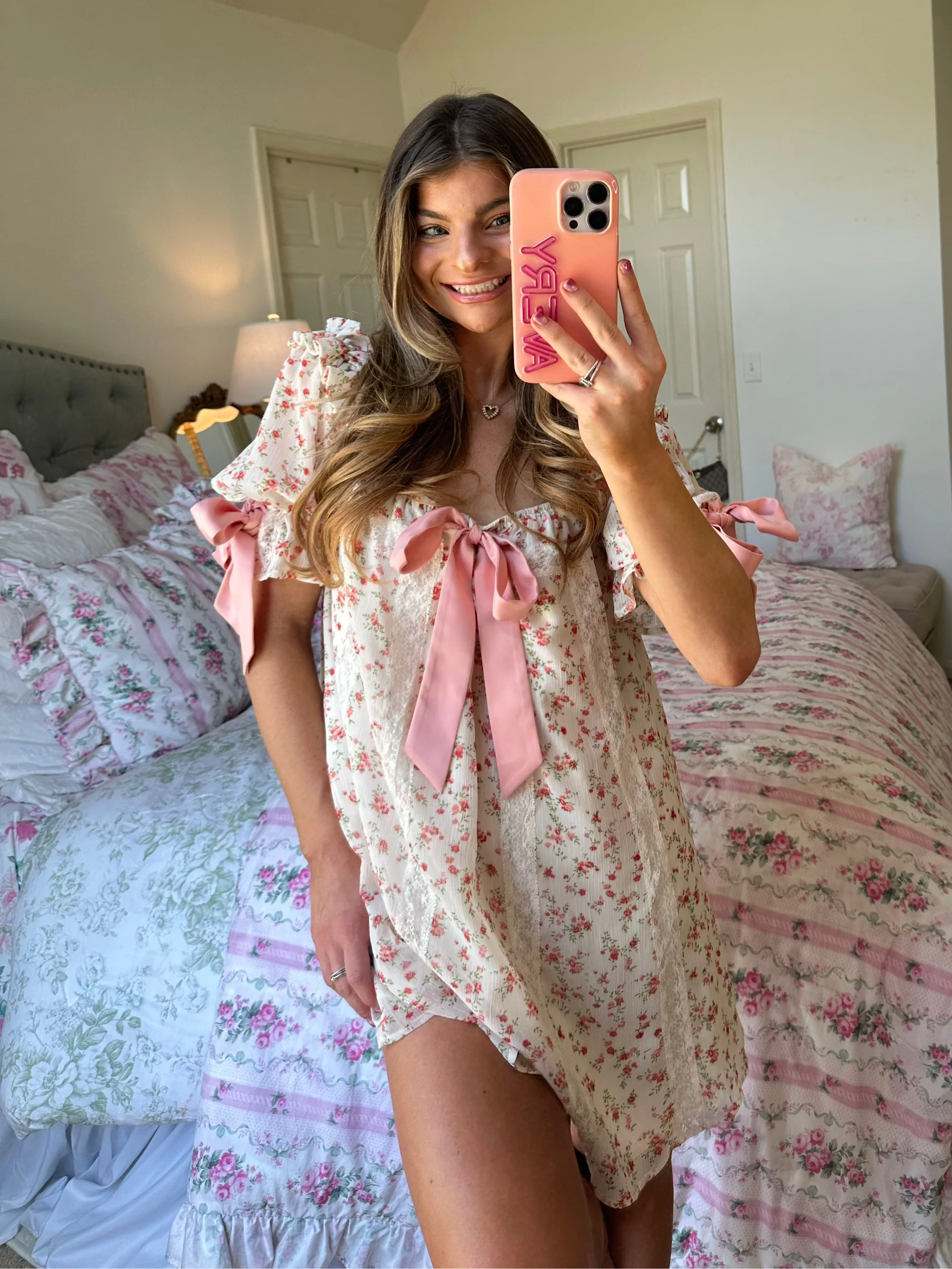 Annabelle Mini Dress - Peach / Ivory