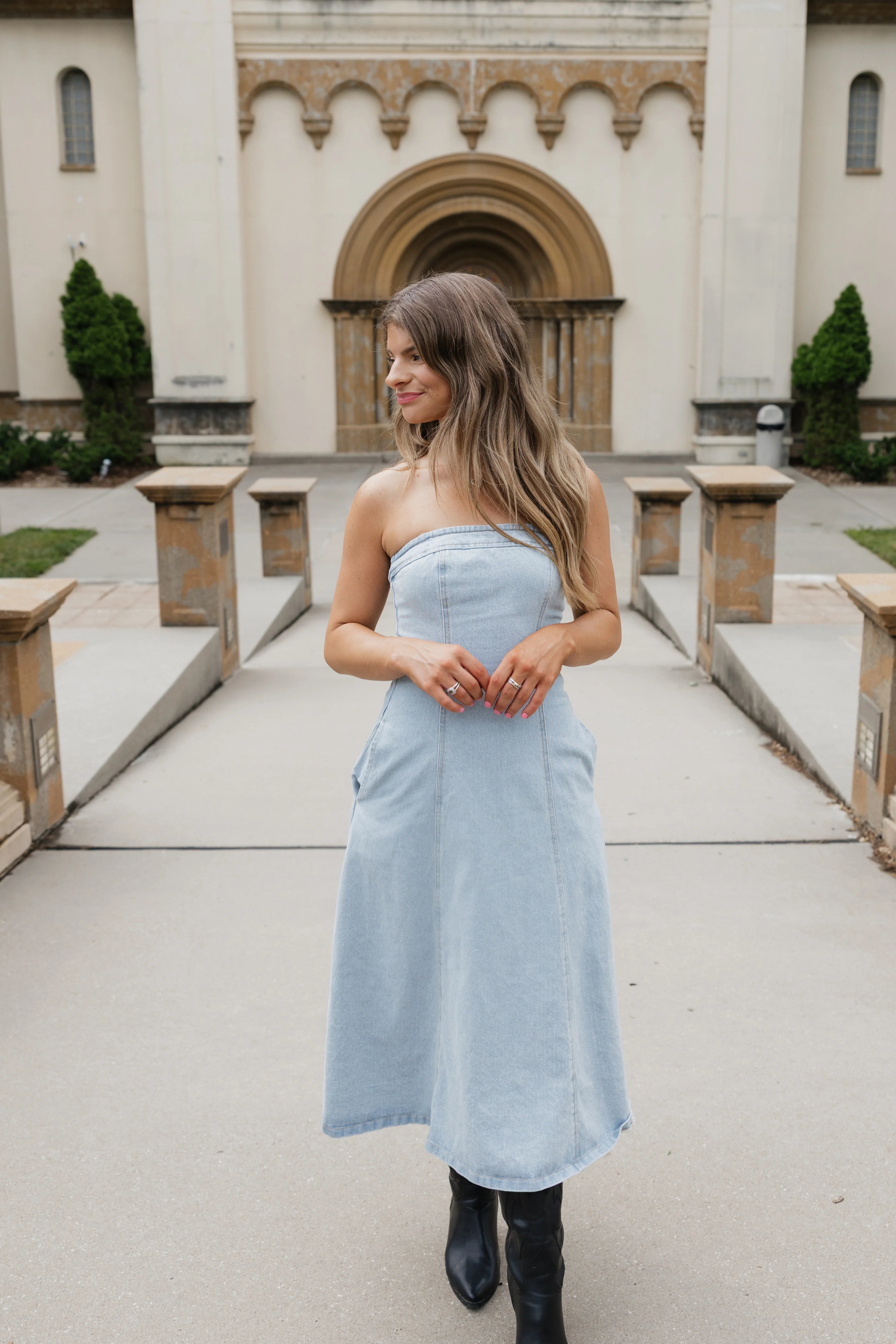 Hadley Strapless Denim Midi Dress - Light Wash
