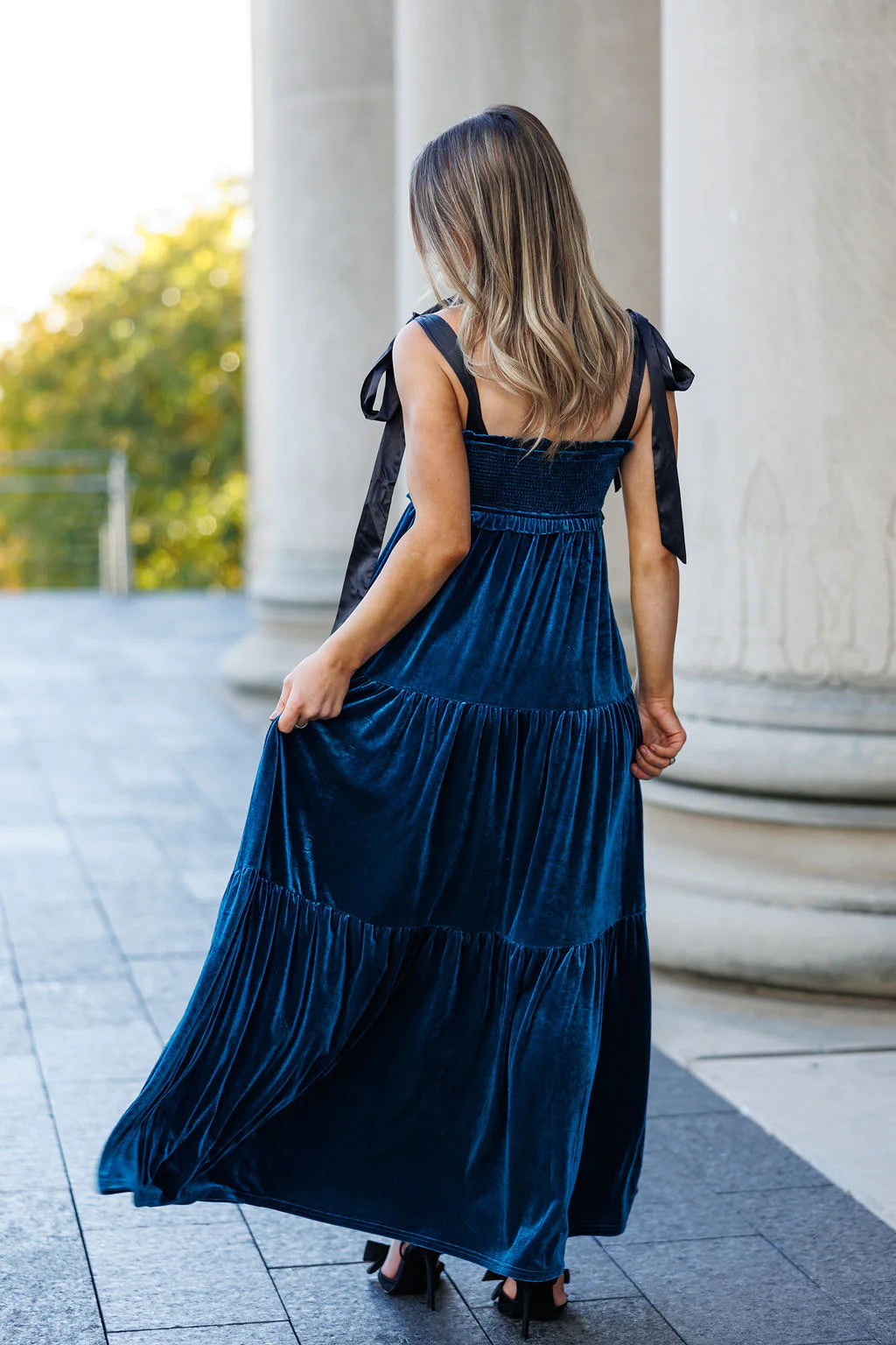 Shiloh Velvet Maxi Dress - Teal / Black